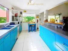 VILLA T5 & MAISON T3, PISCINE, A VENDRE ABYMES proche GOSIER et CHU