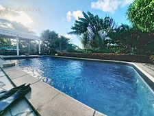 Villa and its T2 apartment with swimming pool and landscaped garden for sale in SAINT-FRANCOIS (971)