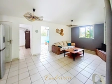 VILLA T5 & MAISON T3, PISCINE, A VENDRE ABYMES proche GOSIER et CHU