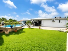Villa d'exception de plain-pied 6 pièces, avec piscine, vue montagne – Le Gosier LE GOSIER (971)