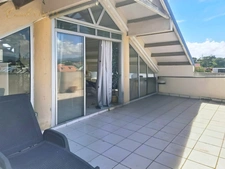 Appartement à vendre 2 pièces, grande et large terrasse, BAIE MAHAULT (971)