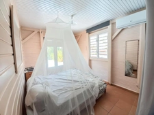  Rare 4-bedroom family villa + bungalow 500m from the sea for sale (971), Sainte-Anne Monmain