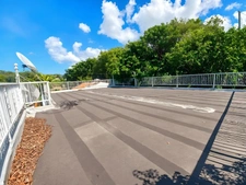 Ensemble immobilier d'envergure sur 1 900 m² de terrain –  Dampierre à vendre 13 pièces, LE GOSIER