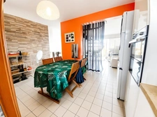 Appartement esprit maison de ville à vendre 4 pièces, 3 à 4 chambres PETIT BOURG (971)