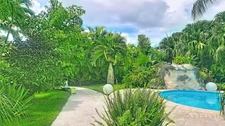 Villa d’exception et son bungalow, piscine et jardin tropical STE MARTHE SAINT FRANCOIS (971)