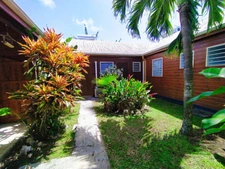 Maison 13 pièces ou gites capacité 26 personnes à vendre SAINTE ANNE (971)? piscine, jardin tropical