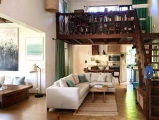 4-bedroom villa and outbuildings, 6 rooms, swimming pool, for sale in Baie-Mahault (971), ideal for a home combined with a business activity