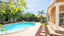 Villa F5/6 avec piscine – La Possession, quartier Saint-Laurent