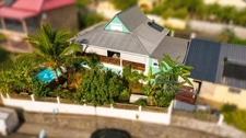 Villa F4 100m² et studio indépendant 25m² - Plateau Caillou