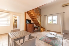 Saint-Gilles-les-Bains – Villa F7 rénovée avec piscine & spa