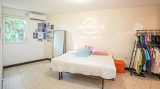 T2 loué en meublé – Terrasse & parking sous-sol – Saint-Denis