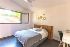 Recently built 6-room villa in a quiet, private residential area in La Saline-les-Bains