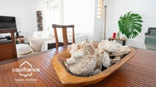 Villa F5/6 avec piscine – La Possession, quartier Saint-Laurent