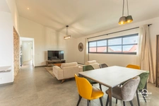 Le Tampon – La Pointe | Villa contemporaine avec piscine intérieure