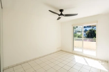 Appartement T4 - Dernier étage avec vue mer – 95 m² - 3 chambres