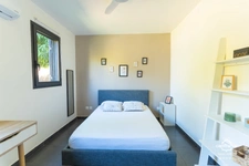 Recently built 6-room villa in a quiet, private residential area in La Saline-les-Bains