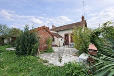 Maison à vendre 5 pièces LA GUERCHE SUR L'AUBOIS (18)