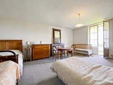 Maison de caractère Uchizy – 200 m² habitables – Terrain de 6 565 m²