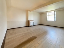 Maison de caractère Uchizy – 200 m² habitables – Terrain de 6 565 m²