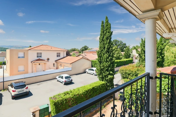 IMMEUBLE DE RAPPORT EXCEPTIONNEL – OPPORTUNITÉ INVESTISSEUR – MÂCON (71000) 150km 1h30 d'Annemasse 