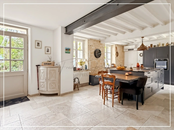 Longère 8 pièces 175M2 charme et modernité