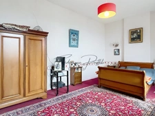 Ancien presbytère Maison 274 M2 et Maisonnette de 51 M2