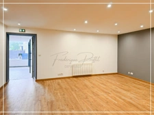 Local commercial avec studio attenant à vendre BERTHECOURT (60)