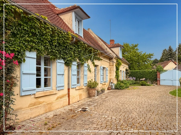 Longère 8 pièces 175M2 charme et modernité