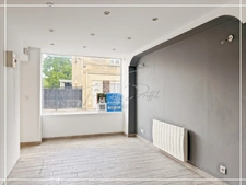 Local commercial avec studio attenant à vendre BERTHECOURT (60)