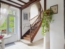 Ancien presbytère Maison 274 M2 et Maisonnette de 51 M2