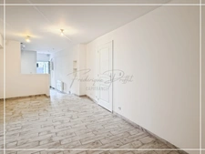 Local commercial avec studio attenant à vendre BERTHECOURT (60)