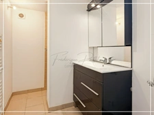 Local commercial avec studio attenant à vendre BERTHECOURT (60)