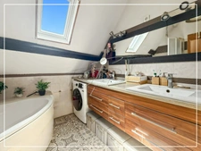 LIANCOURT CENTRE-VILLE – T1 AVEC CHARME DE L'ANCIEN AVEC GARAGE !