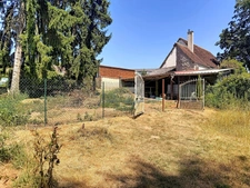 🌿 À vendre – Authentique longère de 192 m² à proximité de Clermont