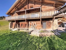 Exceptional chalet near Megève – Panoramic views of the Aravis mountains and Crest-Voland 