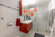 À vendre – Maison familiale avec jardin, jacuzzi et potentiel, à deux pas des commerces du Châble (Beaumont)