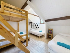 Family house for sale 10 rooms VETRAZ MONTHOUX (74) - Or special investors