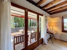 Demeure familiale de caractère à vendre - au cœur de Collonges-sous-Salève - 9 pièces  (74)
