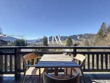 Exceptional property in Megève – Fully renovated apartment with panoramic view and ski-in/ski-out access
