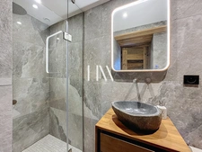 Exceptional property in Megève – Fully renovated apartment with panoramic view and ski-in/ski-out access