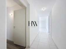 Superbe Appartement 5 Pièces en Dernier Étage avec Terrasse, Garage Double et Accès PMR
