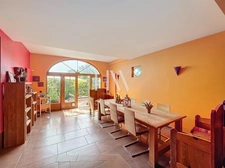 A vendre appartement dans un  corps de ferme rénové - 7 pièces - PERON (01)