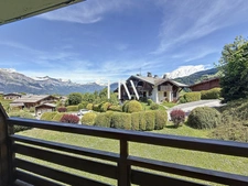 **À VENDRE Demi- Quartier – Appartement 2 pièces à rénover avec vue montagnes – Balcon vue montagnes**