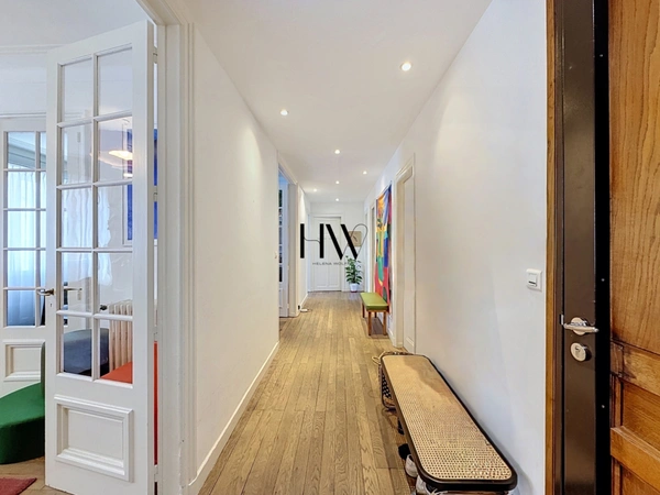 À VENDRE – Superbe T4 de 98 m² de style haussmannien au cœur d’Annemasse