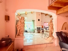 House for sale, 6 rooms, 187 m2, land approx. 1483 m2, TRESQUES (30)