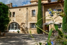 15-room stone property with swimming pool on 4.5 hectares (30)