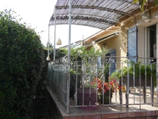 Maison Plain-pied  de 100 m² à vendre BARBENTANE (13) terrain de 1600 m² 