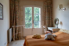 15-room stone property with swimming pool on 4.5 hectares (30)