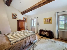 Mas de Charme en Camargue – 3 Habitations, Dépendances et Piscine