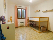 Maison à vendre en R+1 de 166 m² sur un terrain de 1837 m². Route d'Eyguières (13) Arles